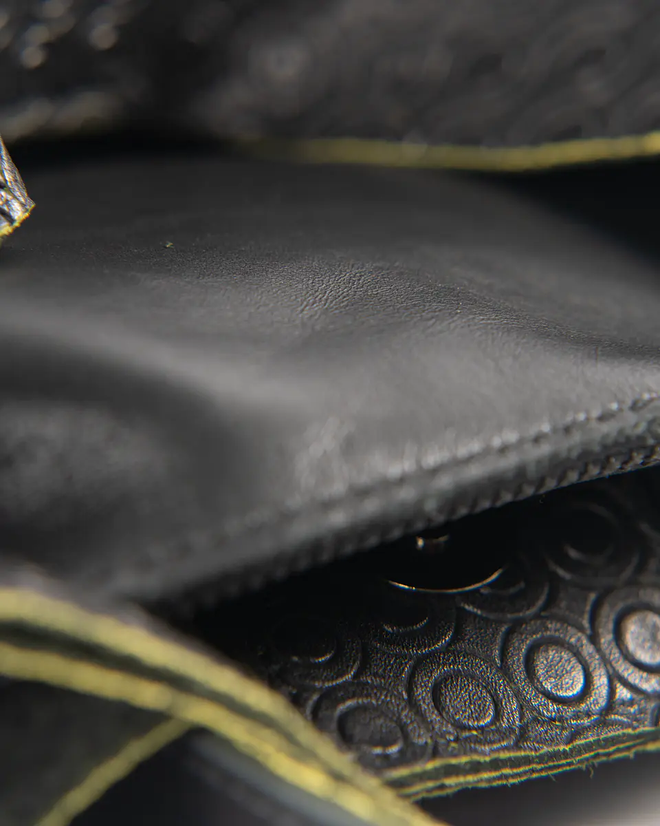 Daisy Collection -  Black 2