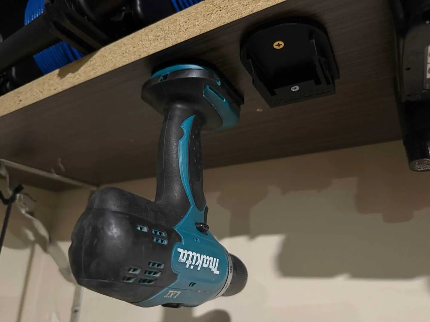 Suporte para Máquinas GISAM/ONEVAN/MAKITA 18V 2
