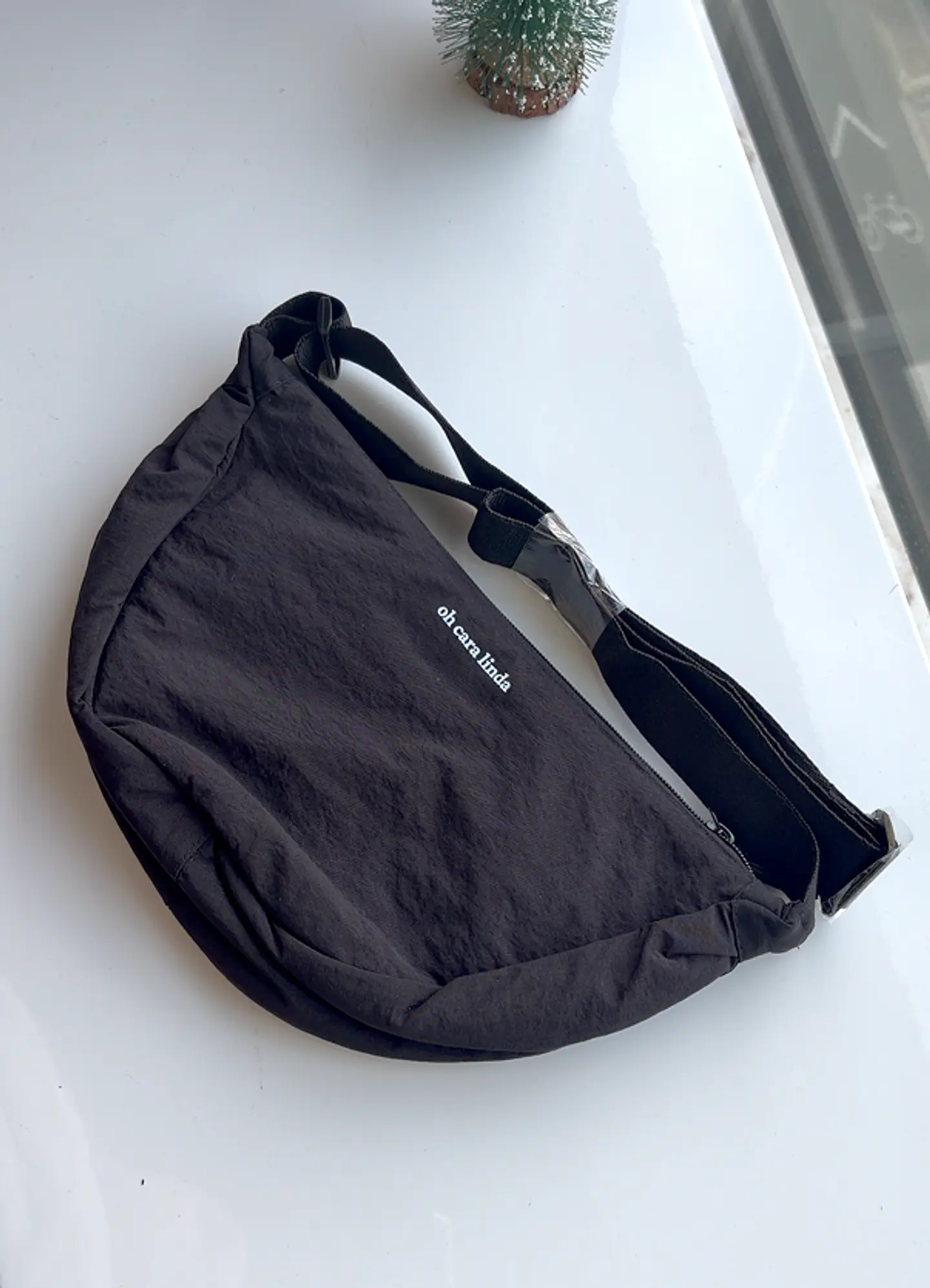 Banana Bag Preto 2