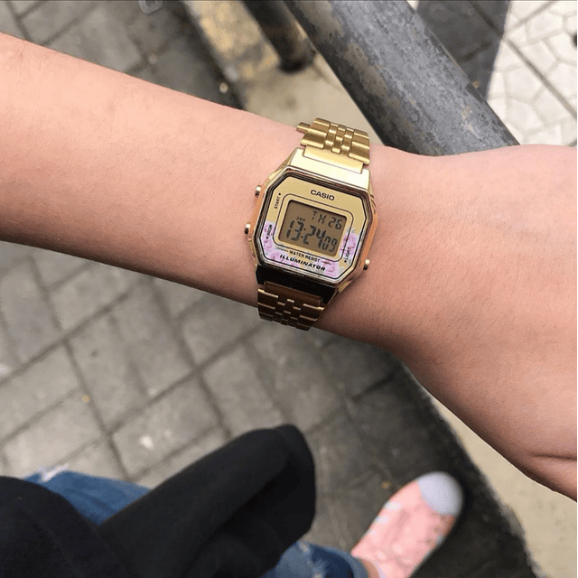 Reloj Casio LA680WGA-9D Mujer - Dorado CASIO