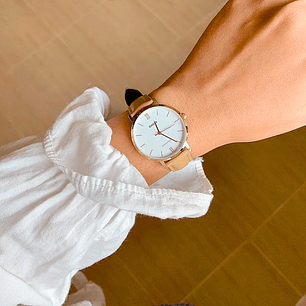 Reloj Casio Minimalista Correa Cuero Camel LTP-VT01GL-7B