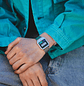 Reloj Casio Vintage Retro-futurista Botones Color A120WE-1A - Miniatura 3