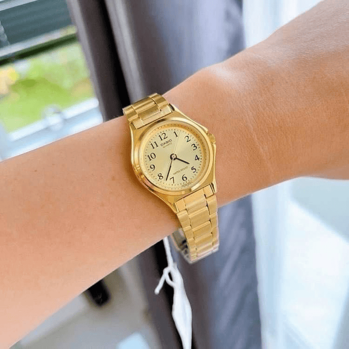 Reloj Mini Clásico Mujer Acero Dorado LTP-1130N-9B 1