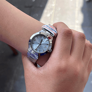 Reloj Casio Mini Vintage Análogo Celeste LTP-1241D-2A