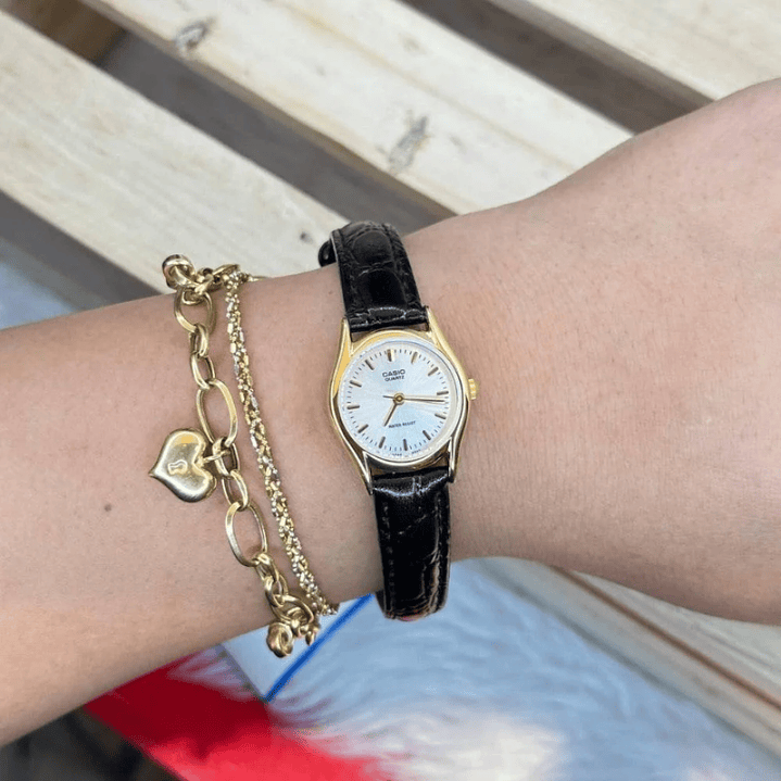 Reloj Casio Mini Vintage Dorado Cuero Negro LTP-1094Q-7A 2