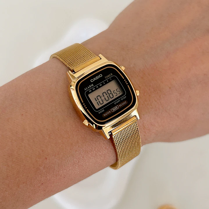 Casio Mini Vintage LA-670WGA-1  + correa milanese acero inoxidable  3
