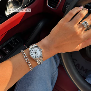 Reloj Casio Clásico Mujer Plateado LTP-V005D-7A