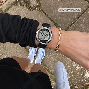Reloj Casio Sport Digital Mujer Negro LW-200-1AV