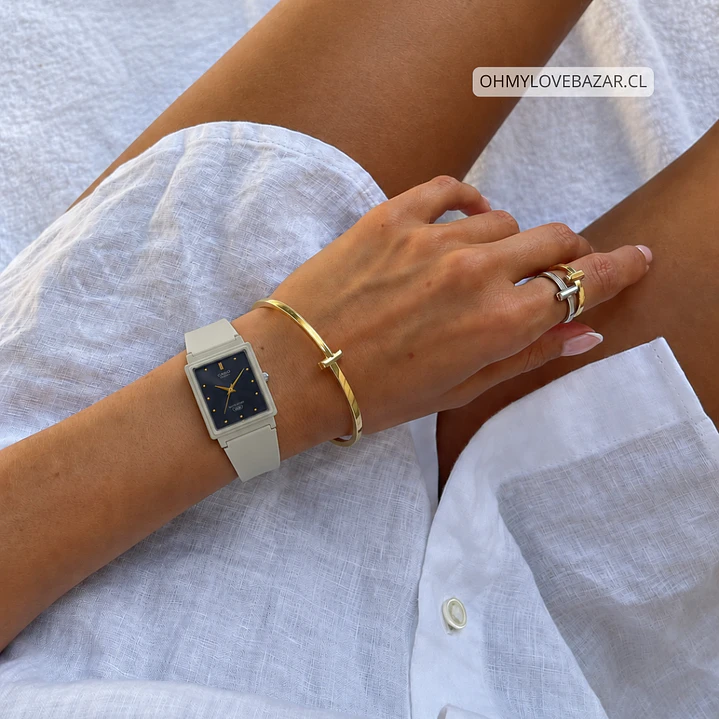 Reloj Casio Análogo Blanco Mate MQ-38UC-8A 2