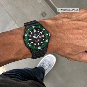 Reloj Casio Análogo con Bisel Giratorio MRW-230H-1E3