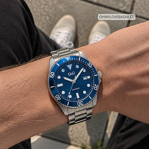 Reloj Q&Q Hombre Análogo Plateado Azul A41A-001PY