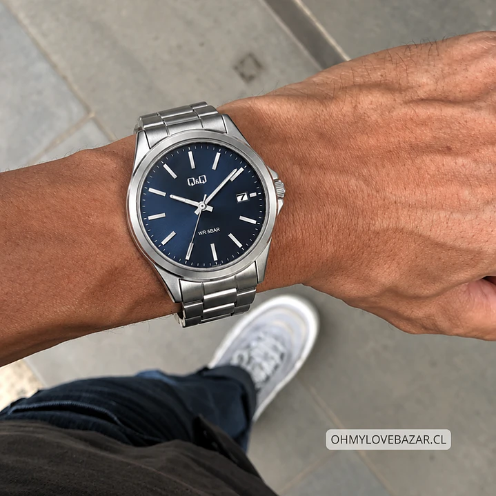 Reloj Q&Q Hombre Análogo Plateado Azul A484J212Y 2