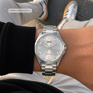 Reloj Q&Q Hombre Análogo Plateado C04A-034PY
