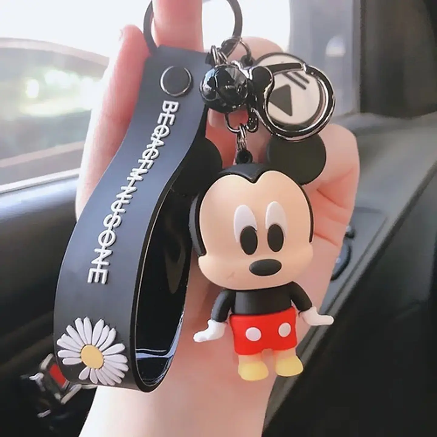 Llavero De Mickey Mouse Con Colgante + Gancho Para Colgar 3