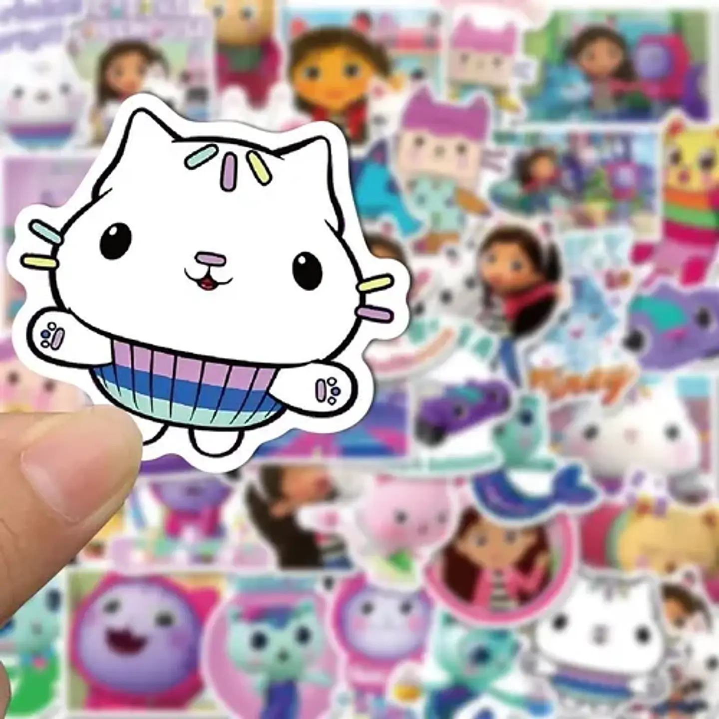 Gabby's Dollhouse - Set De 50 Stickers / Calcomanias 4