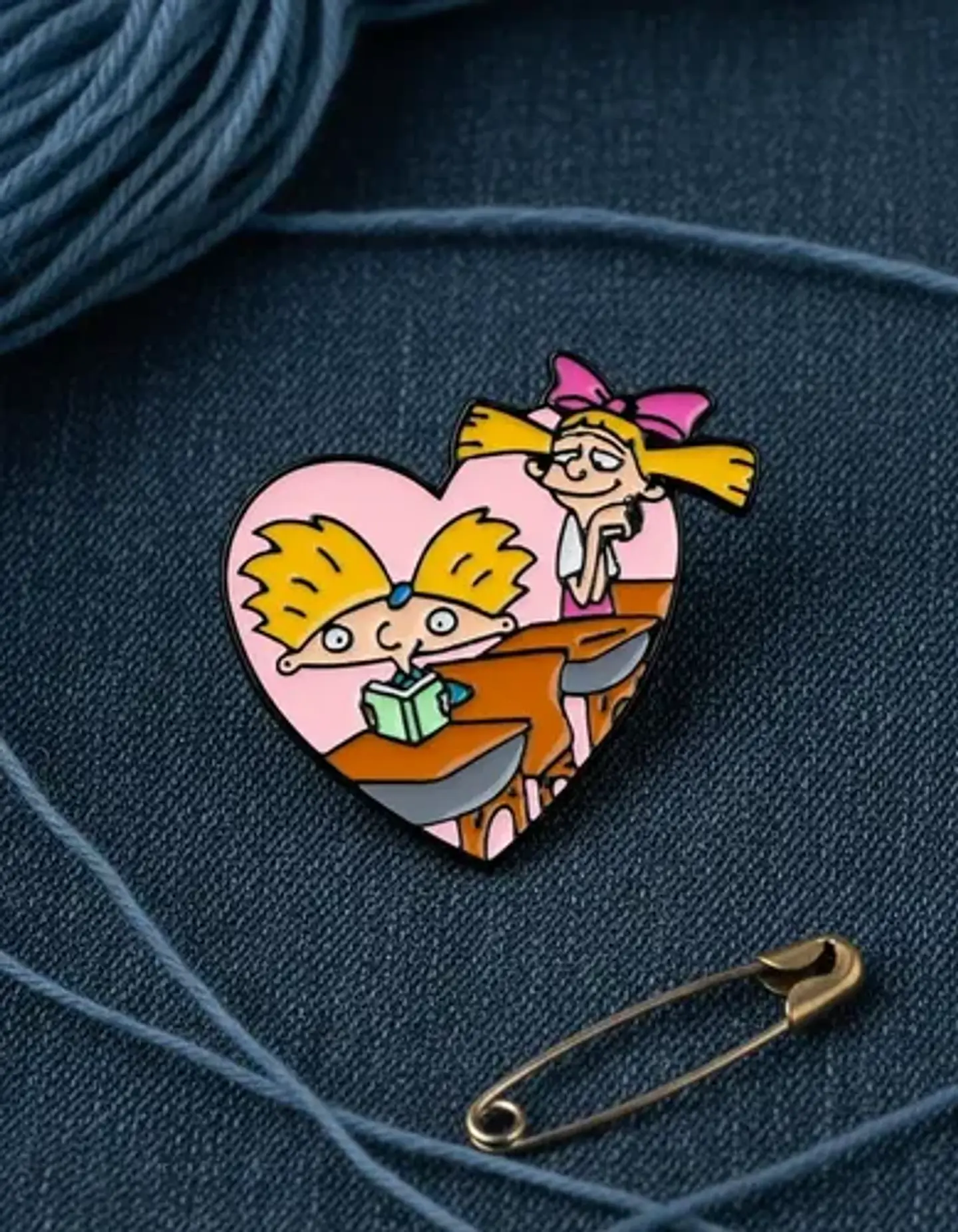 Pins De Helga G. Pataki / Hey, Arnold! / Broches Metálicos 10