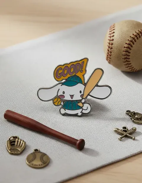 Pins Cinnamoroll / Hello Kitty / Broches (pines) Metálicos