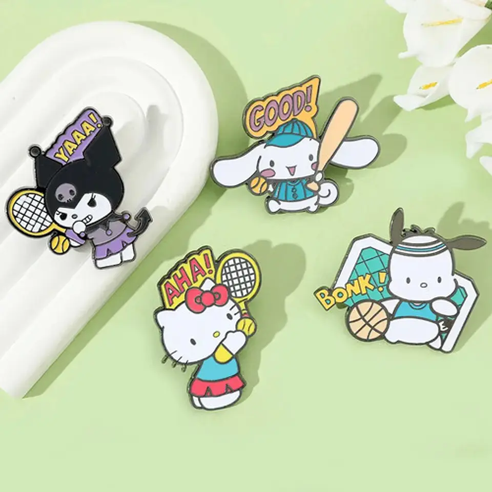 Pins Cinnamoroll / Hello Kitty / Broches (pines) Metálicos 20