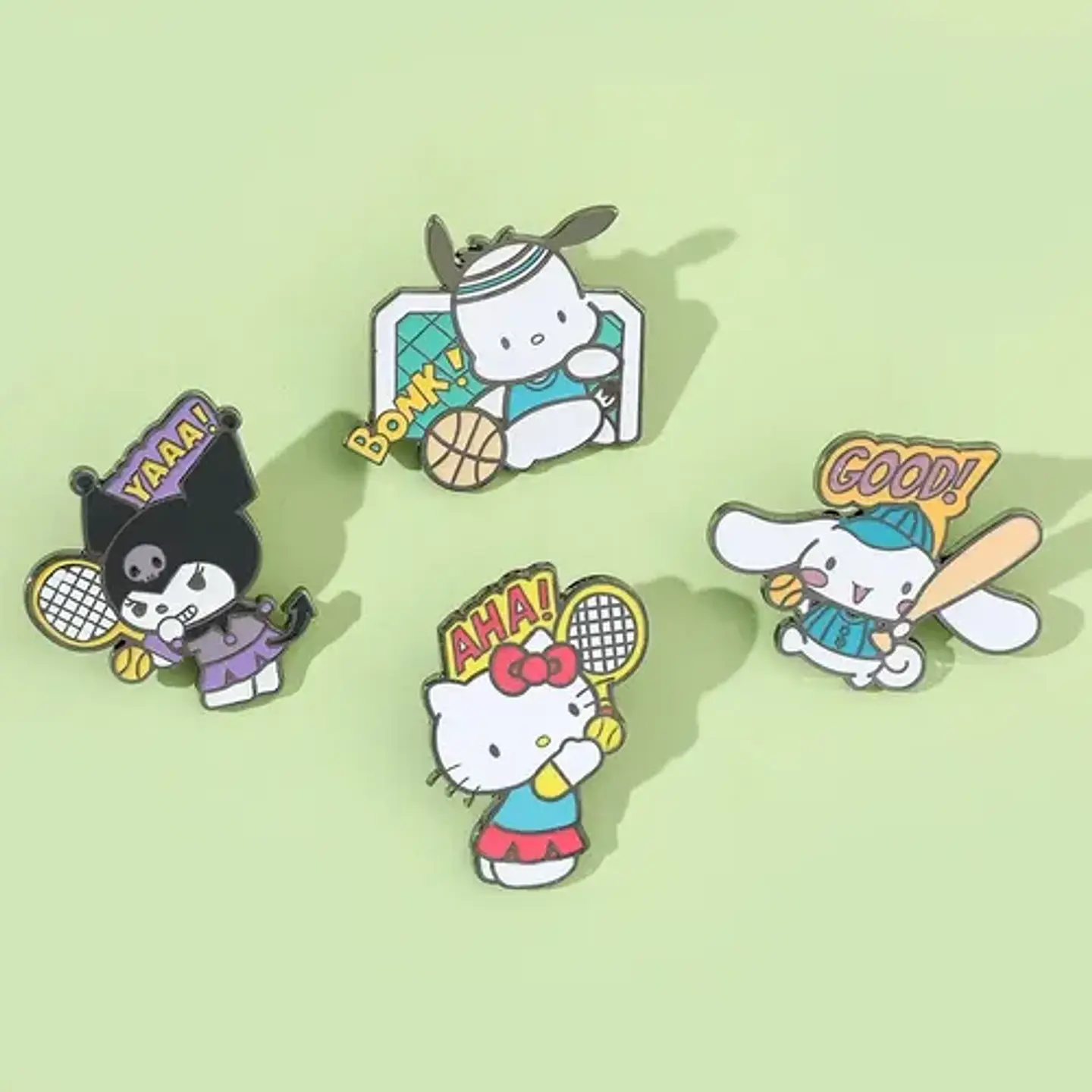 Pins Cinnamoroll / Hello Kitty / Broches (pines) Metálicos 21
