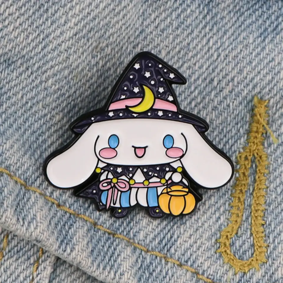 Pins Cinnamoroll / Hello Kitty / Broches (pines) Metálicos 36