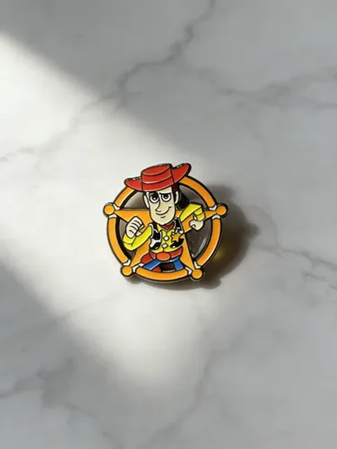 Pins Sheriff Woody / Toy Story / (pines) Broches Metálicos