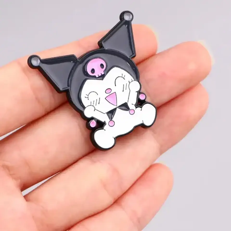 Pins De Kuromi / Hello Kitty / Broches (pines) Metálicos 11