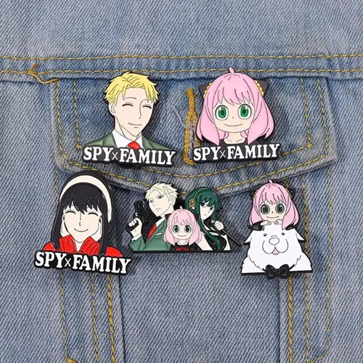 Pins Spy X Family / Spy X Family / Pines Metálicos (broches) 13
