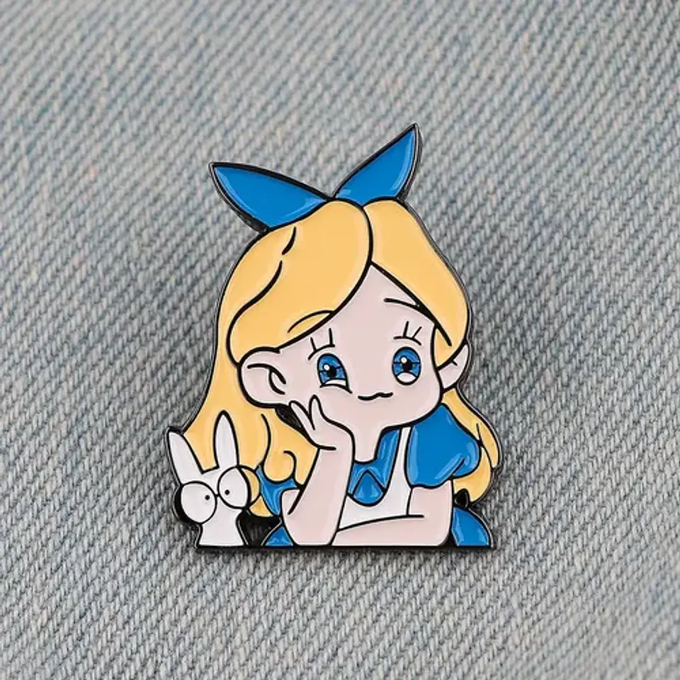 Pins Alicia En El Pais De Las Maravillas / Pines Metálicos 3