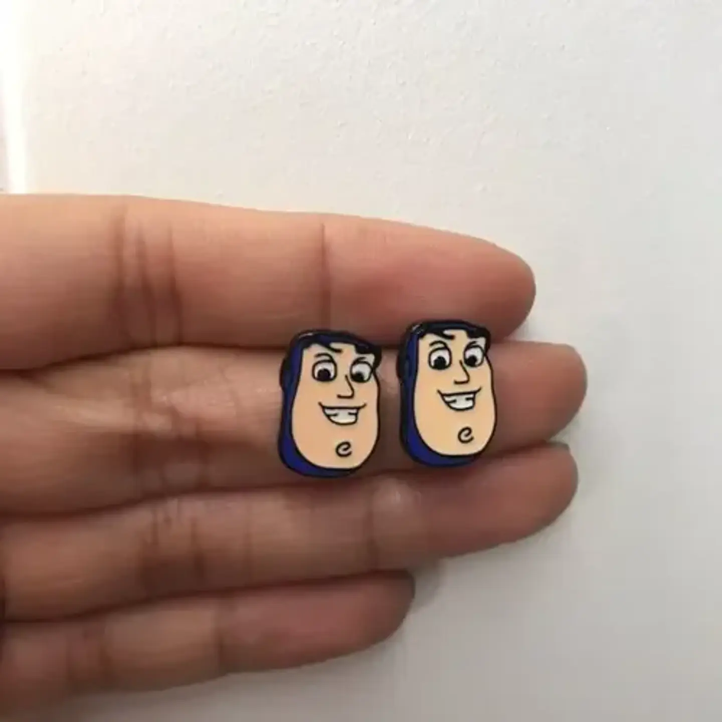 Aros Aretes Pendientes De Buzz Lightyear / Acero Quirúrgico 3