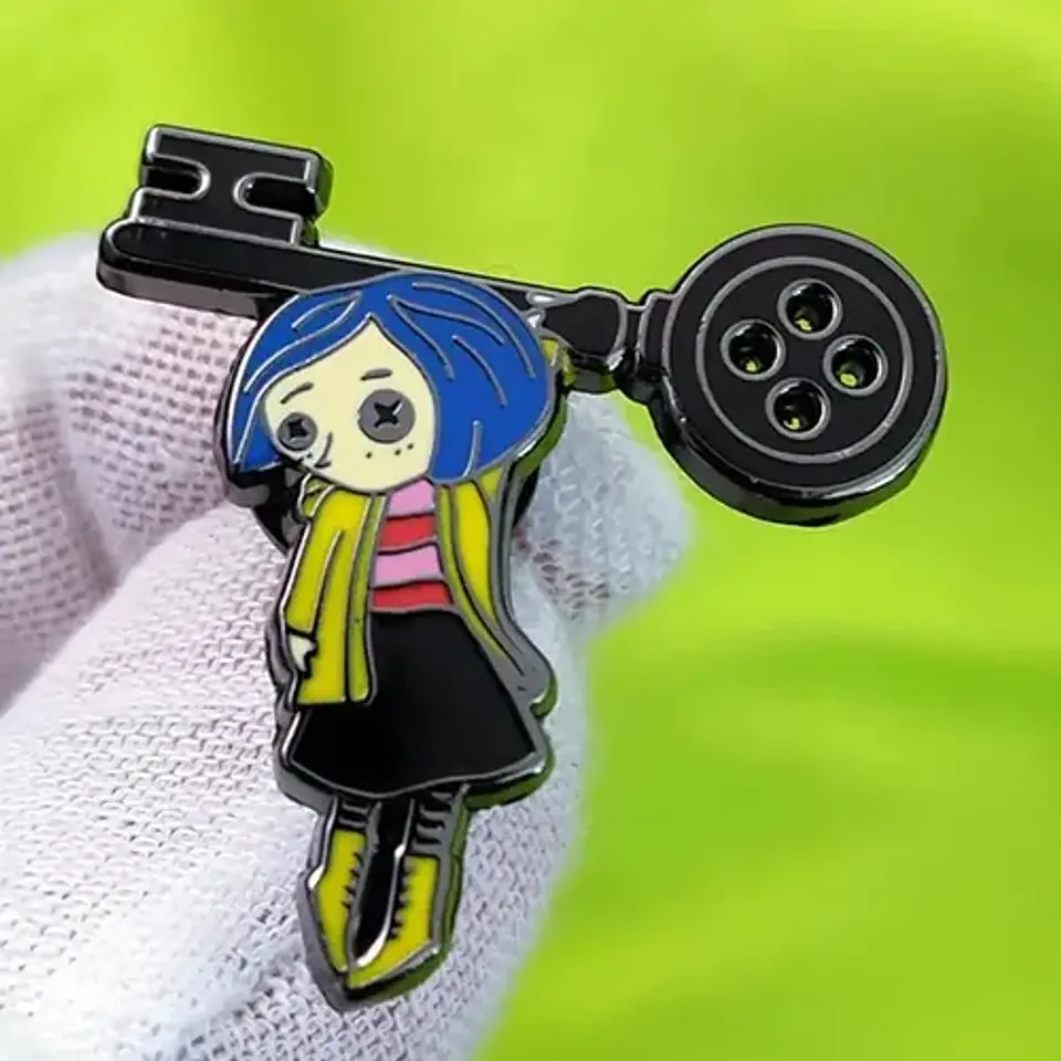 Pins Coraline / Coraline / Pines Metálicos (broches) 10