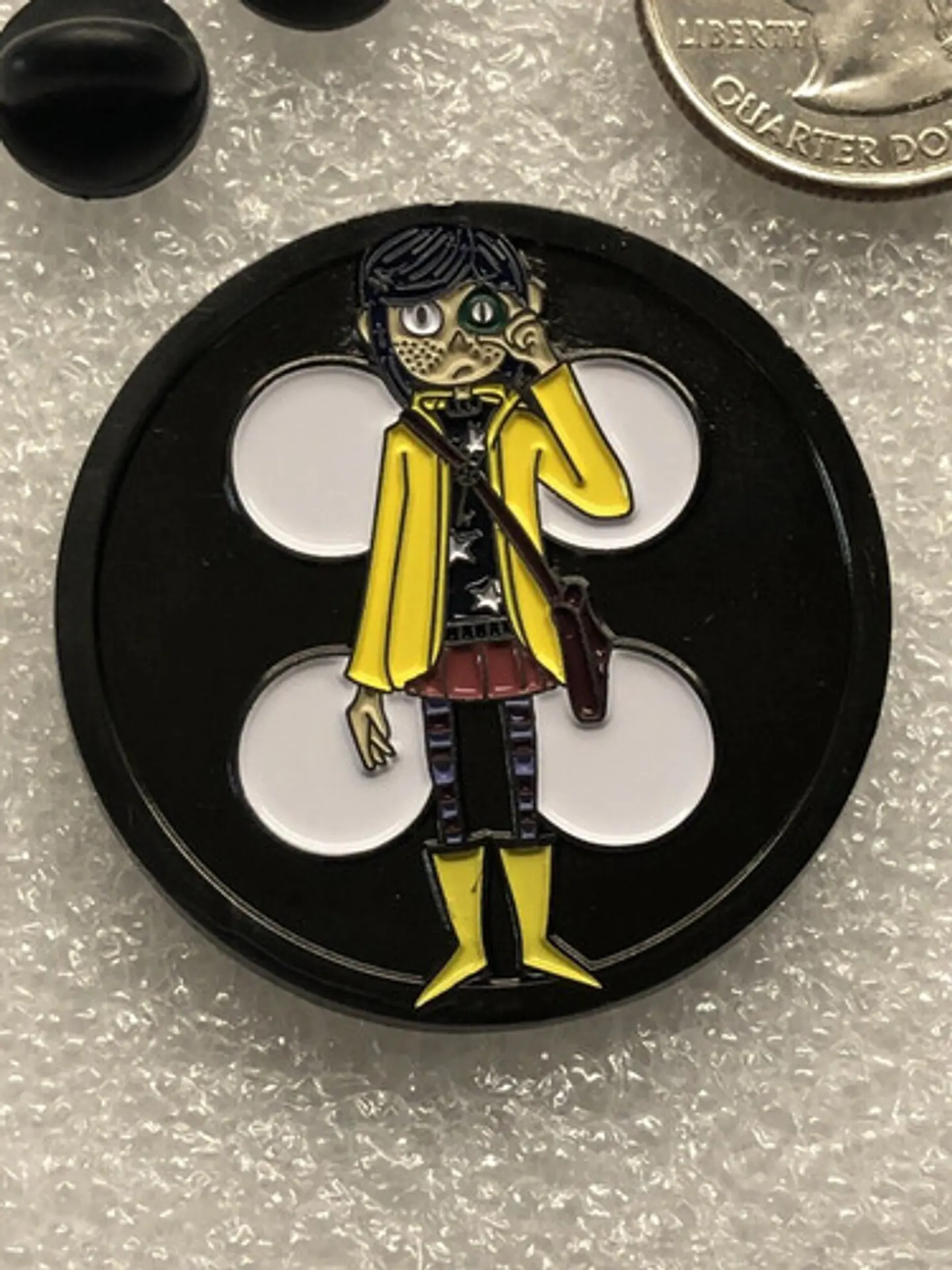 Pins Coraline / Coraline / Pines Metálicos (broches) 17