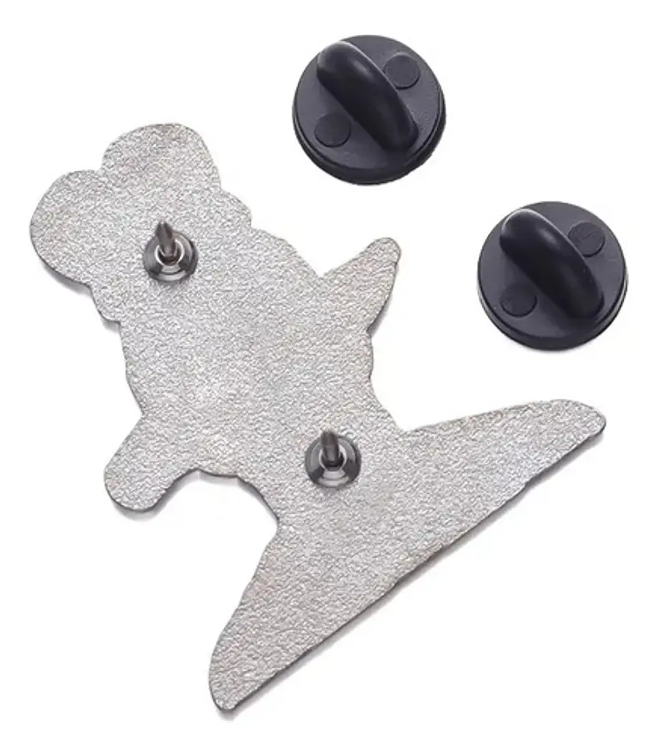 Pins De Bad Bunny / Musica / Pines Metálicos (broches) 10