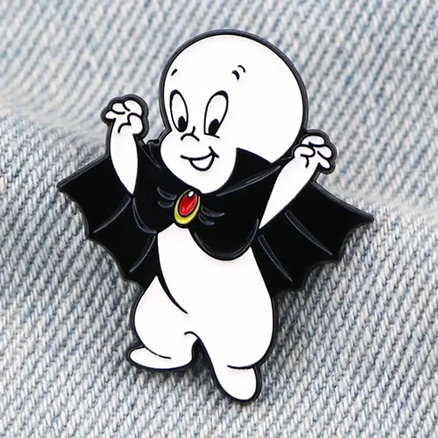 Pins De Gasparín / El Fantasma Amistoso / Pines Metálicos 4
