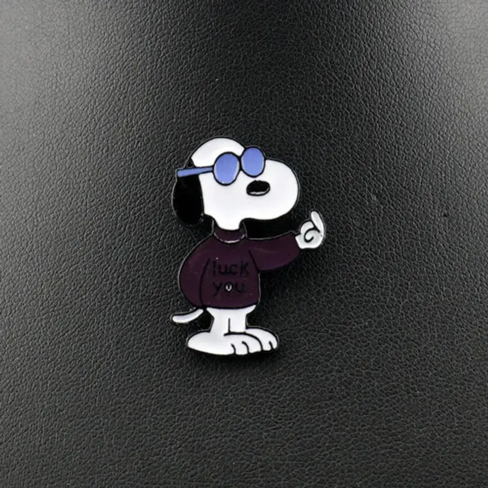Pins De Peanuts / Snoopy / Pines Metalicos (broches) 3