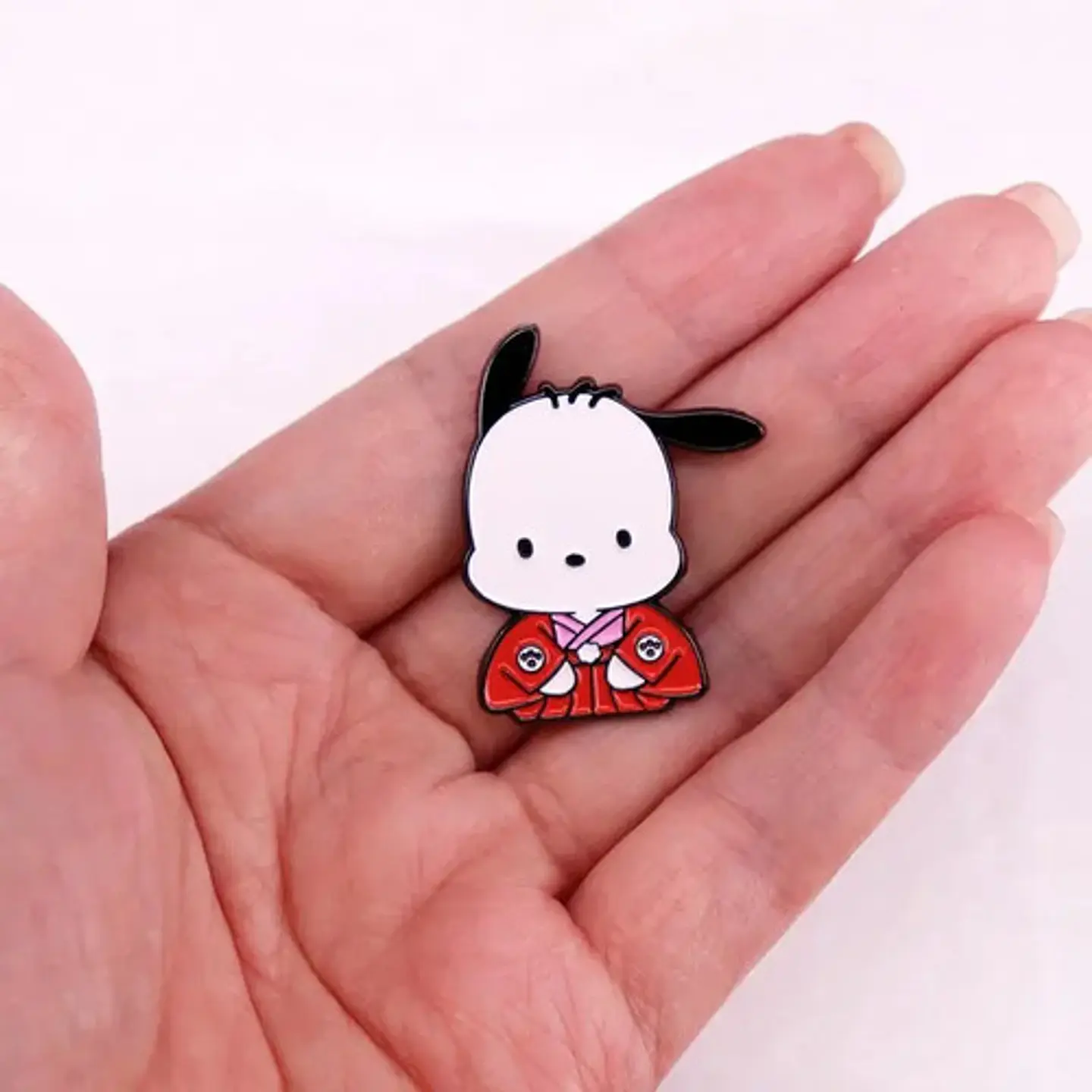 Pins De Pochacco / Hello Kitty / Pines Metálicos (broches) 2