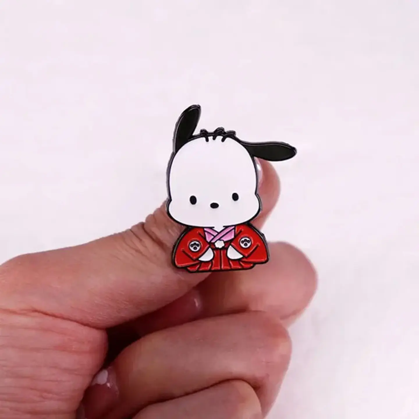 Pins De Pochacco / Hello Kitty / Pines Metálicos (broches) 3