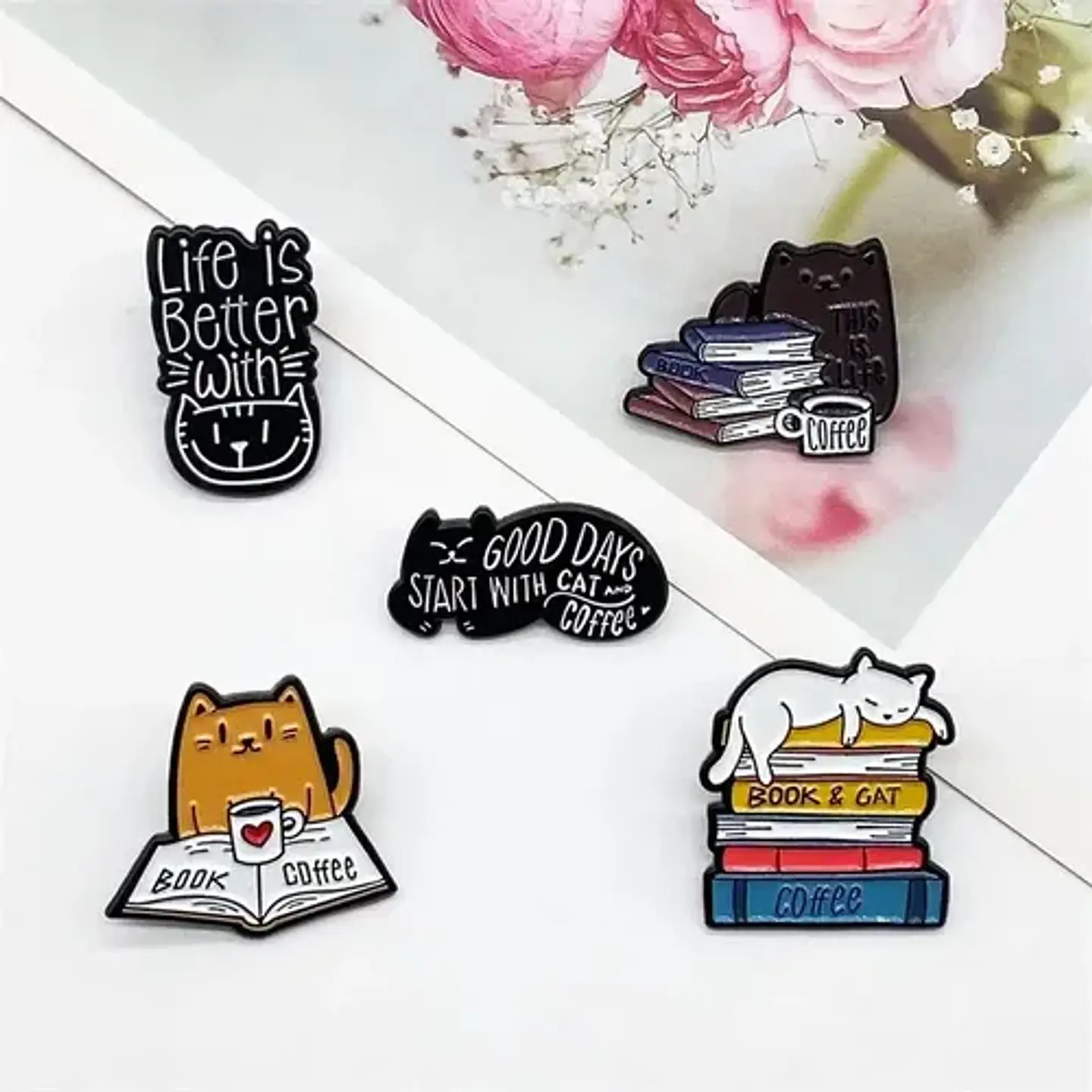Pins De Gatitos Michis / Gato Kawaii / Pines Metalicos 9