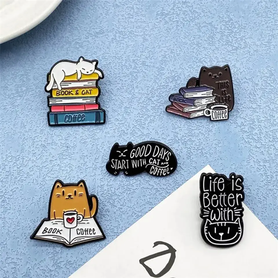 Pins De Gatitos Michis / Gato Kawaii / Pines Metalicos 14