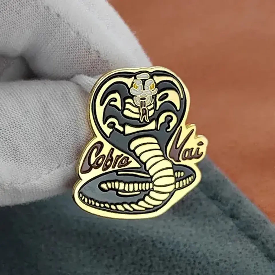 Pins De Cobra Kai / Cobra Kai / Pines Metalicos (broches) 3