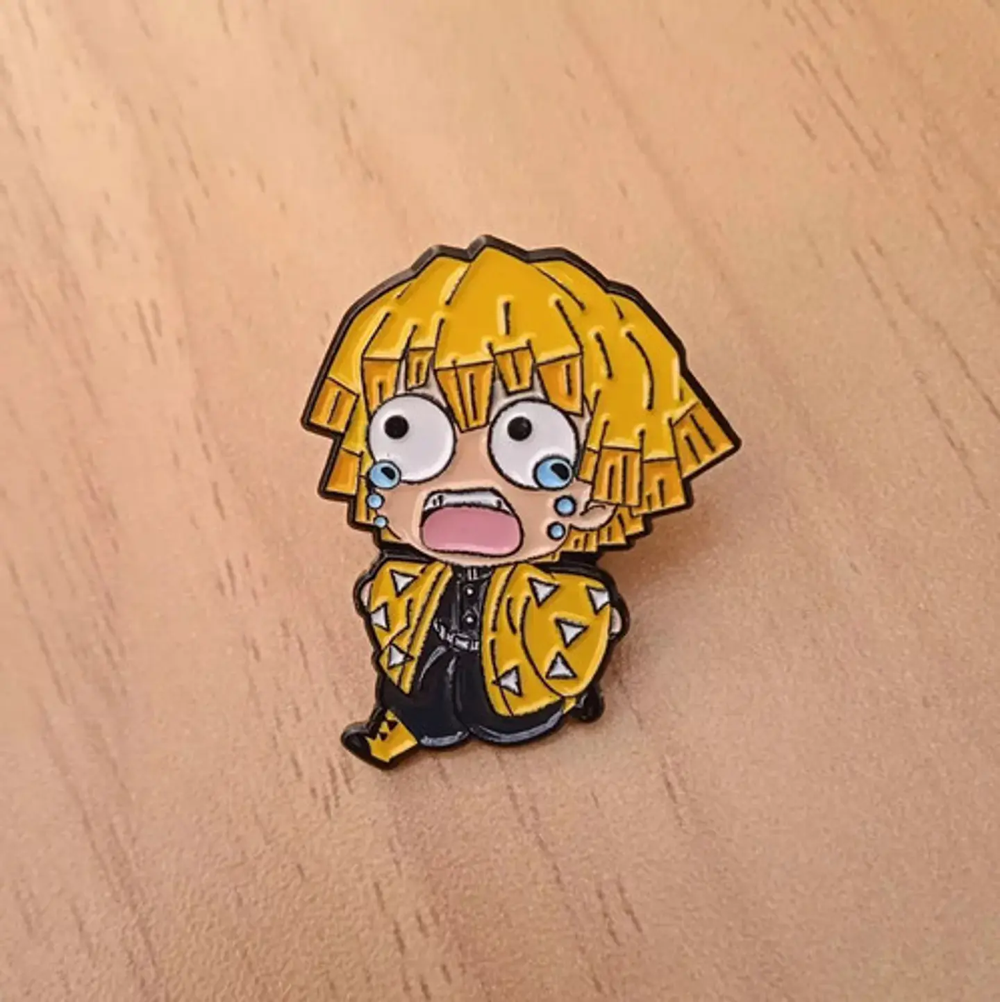 Pins De Zenitsu Agatsuma / Demon Slayer / Pines Metálicos 4