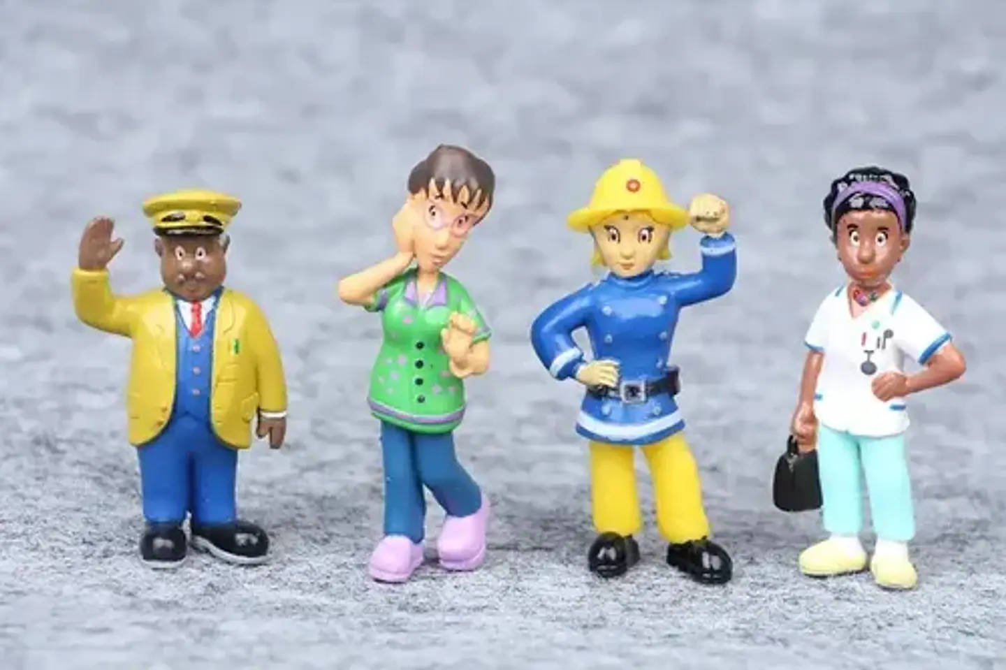 Set 12 Figuritas Sam El Bombero / Figuras De Accion / X12 6
