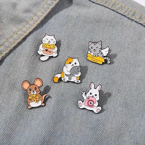 Pins De Gato Gatitos / Michis Kawaii / Pines Metálicos