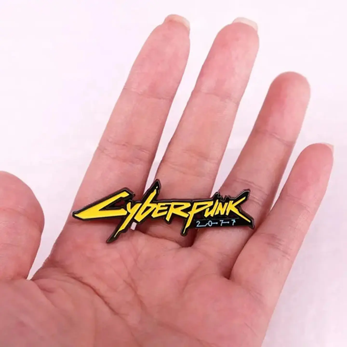 Pins De Cyberpunk 2077 / Videojuegos / Pines Metálicos  3