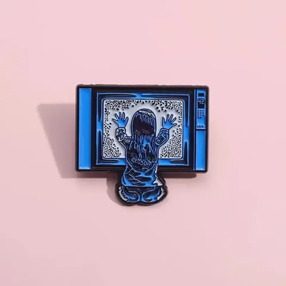 Pins De Poltergeist / Juegos Diabólicos / Broches Metálicos 5
