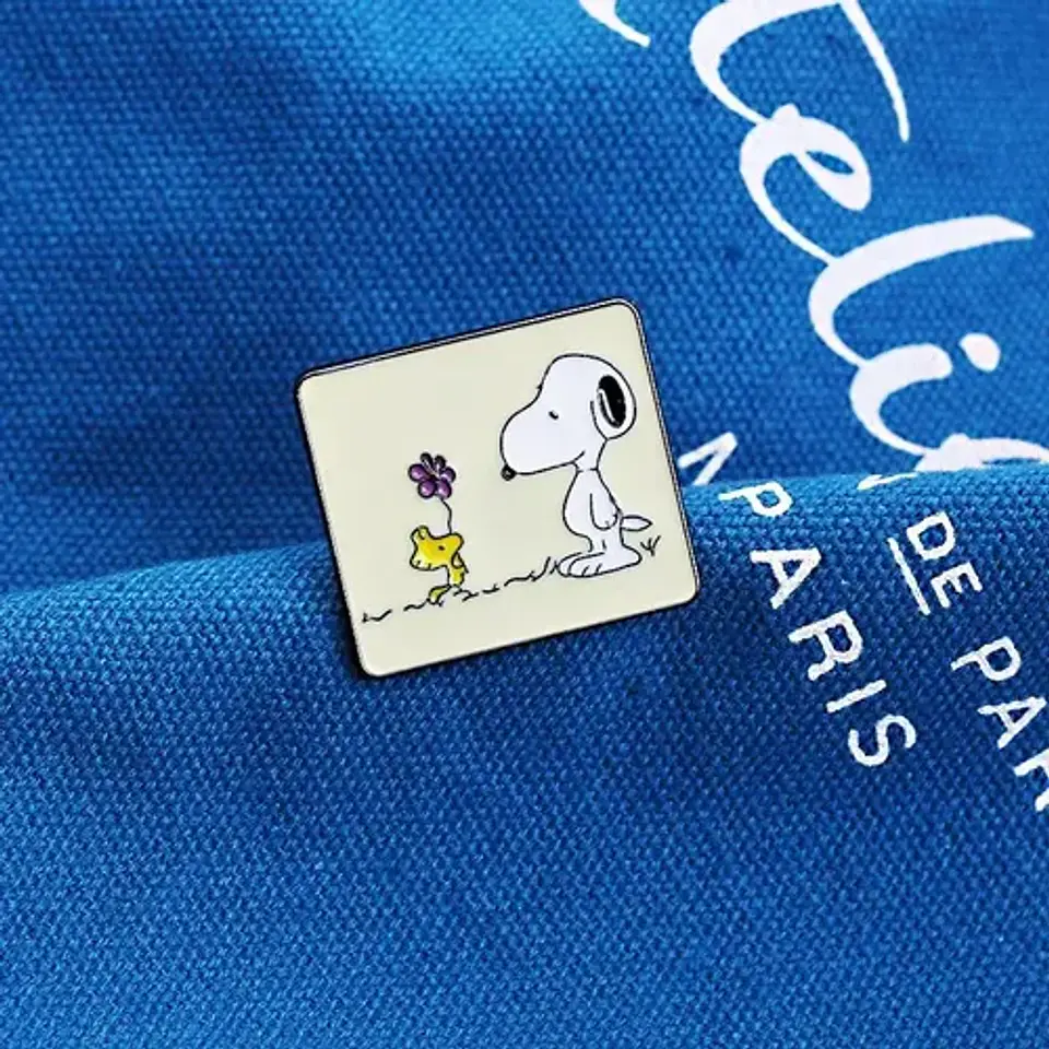 Pins De Peanuts / Snoopy / Pines Metálicos 15