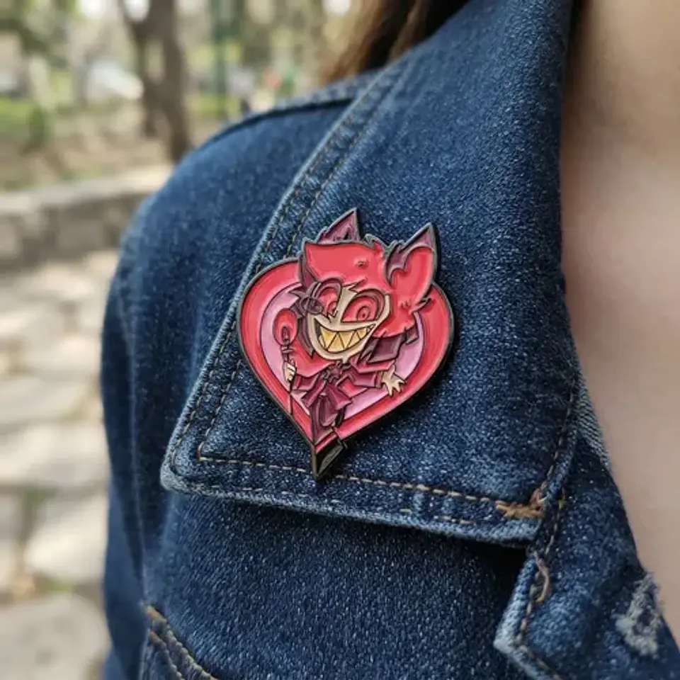 Pins De Alastor / Hazbin Hotel / Broches Metálicos (pines) 11