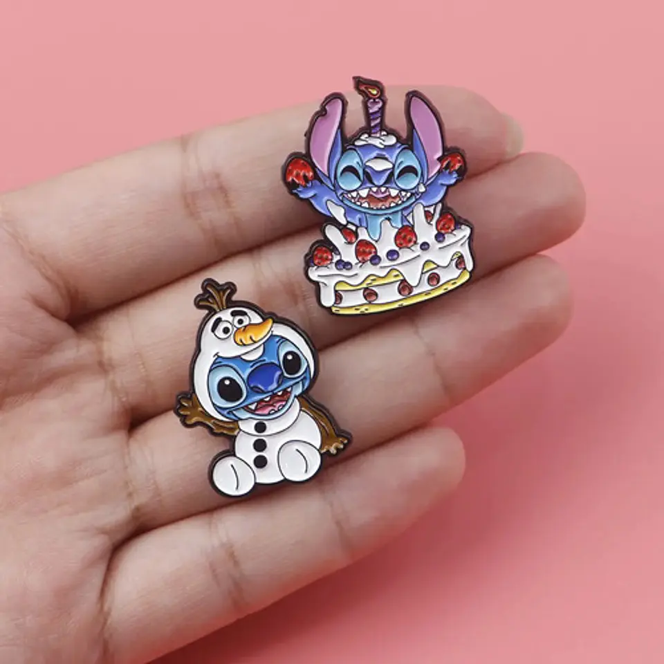 Pines De Stitch / De Pelicula / Pines Metálicos (broches) 11