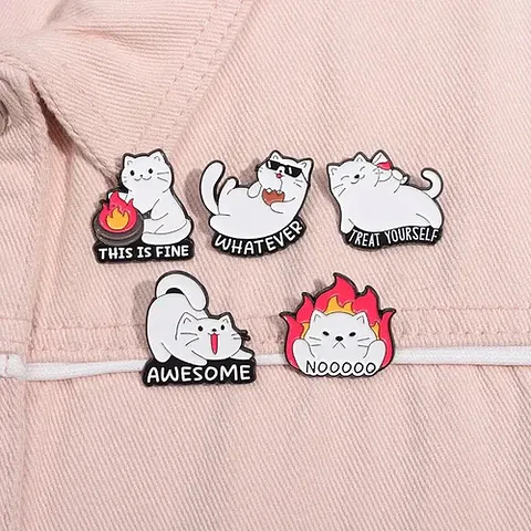 Pins De Gatitos Kawaii / Gatos / Broches Metalicos (pines)