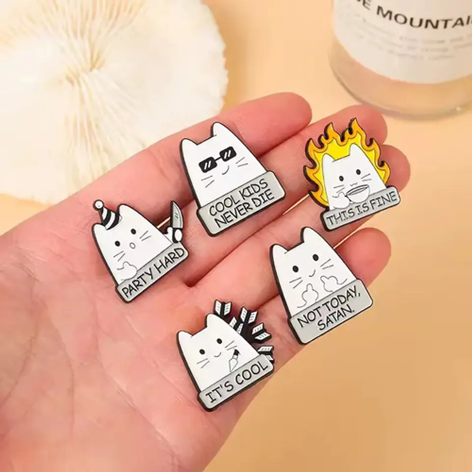 Pins De Gatos Kawaii / Lindos / (pines) Broches Metálicos 18