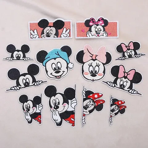 Minnie Y Mickey Mouse / Set 12 Parches Bordados Ropa Mickey